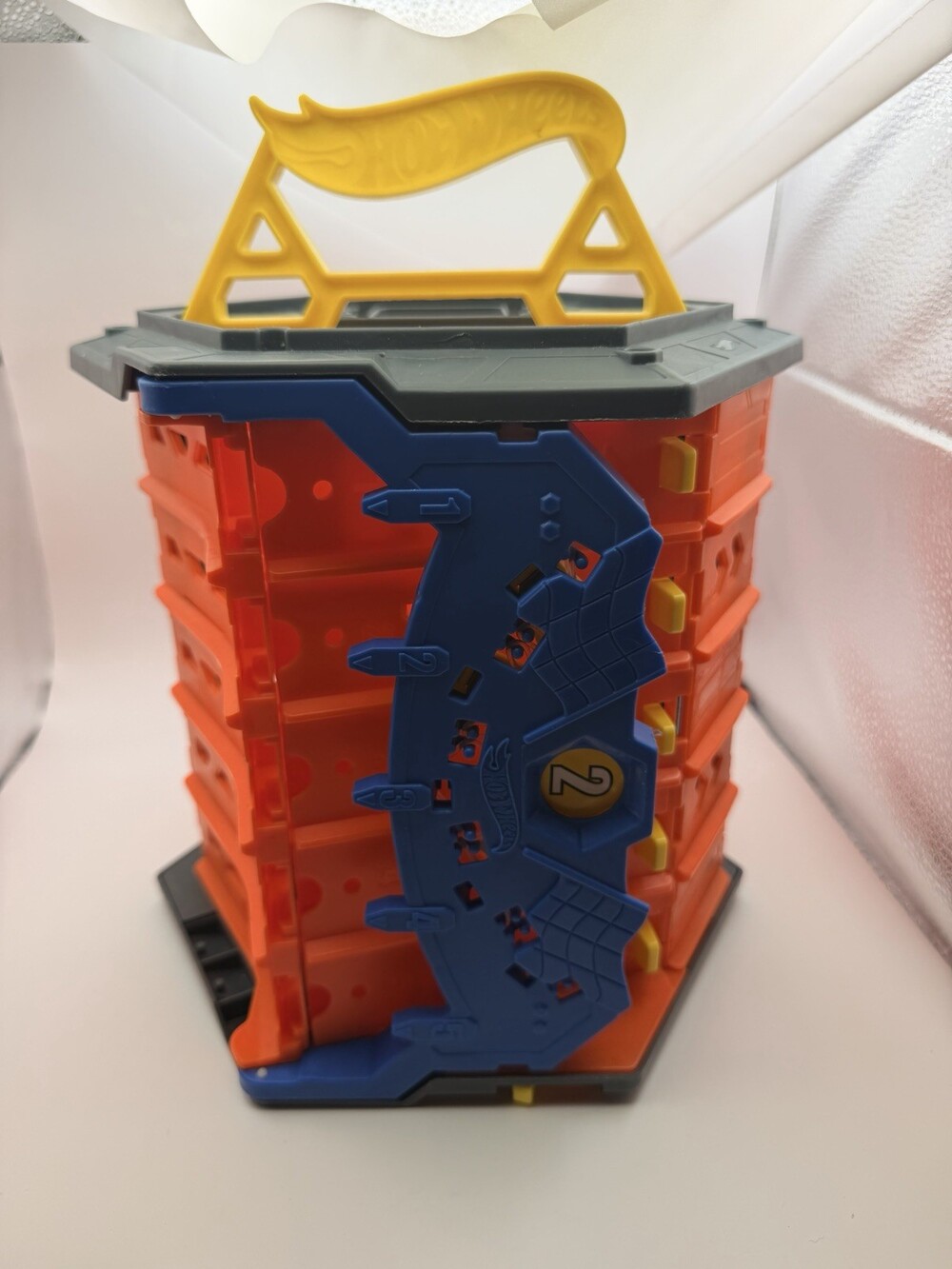 2020 Hot Wheels Roll Out 5-Lane Raceway Track Set / Storage Bucket Collectible